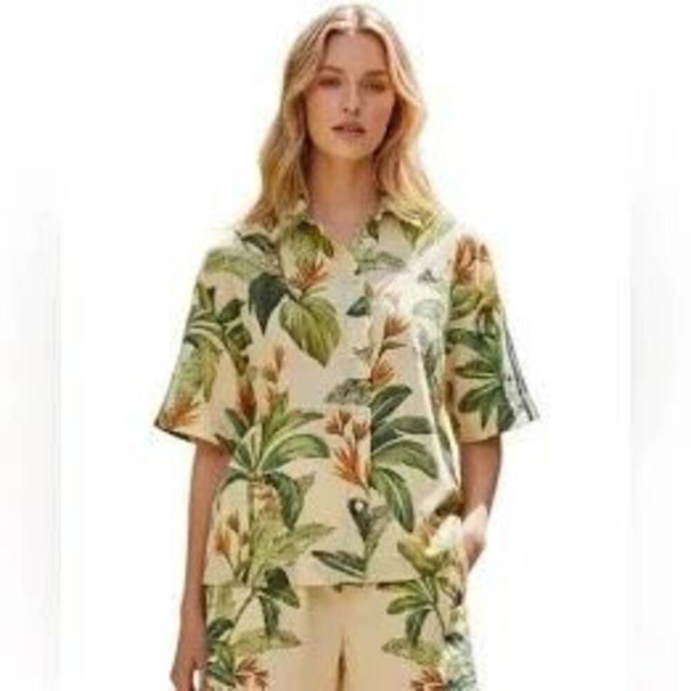 Adidas x Farm Rio tropical breeze shirt bird of paradise women's size large